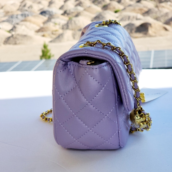 AR New York Women's Quilted Purple Leather Crossbody Bag Chain Strap Purse - Picture 4 of 6